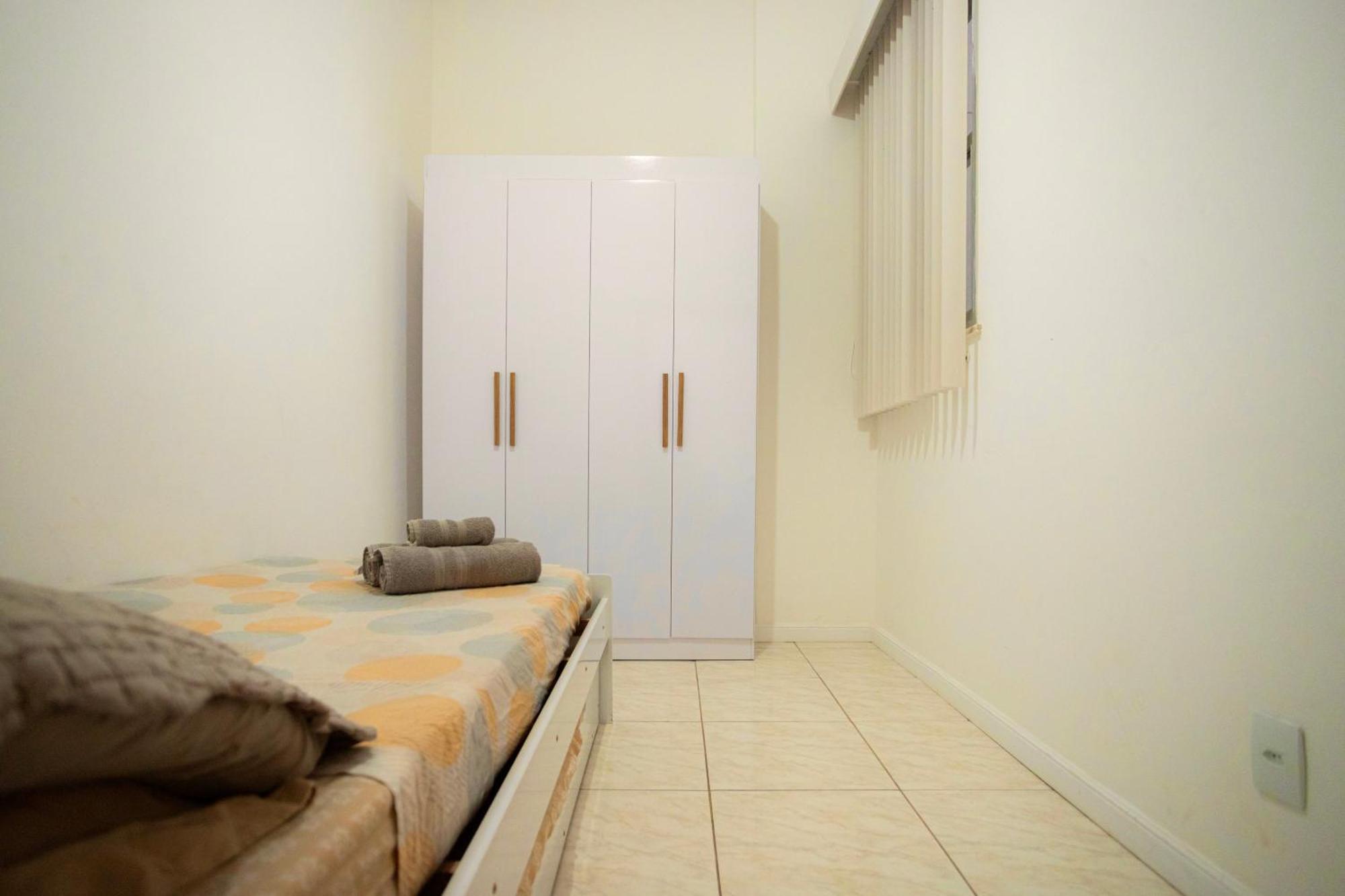 Suh Copacabana 63 Peace Apartment *